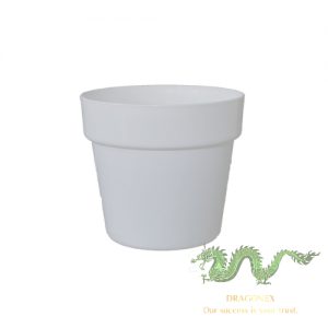 plastic-plant-pot
