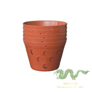 plastic-plant-pot