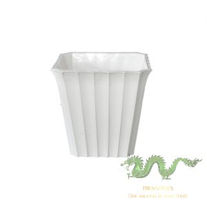 plastic-plant-pot