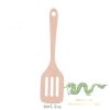 wooden-kitchen-ware-09